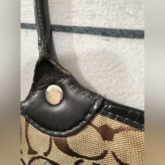 Coach shoulder tote - Picture 11 of 11